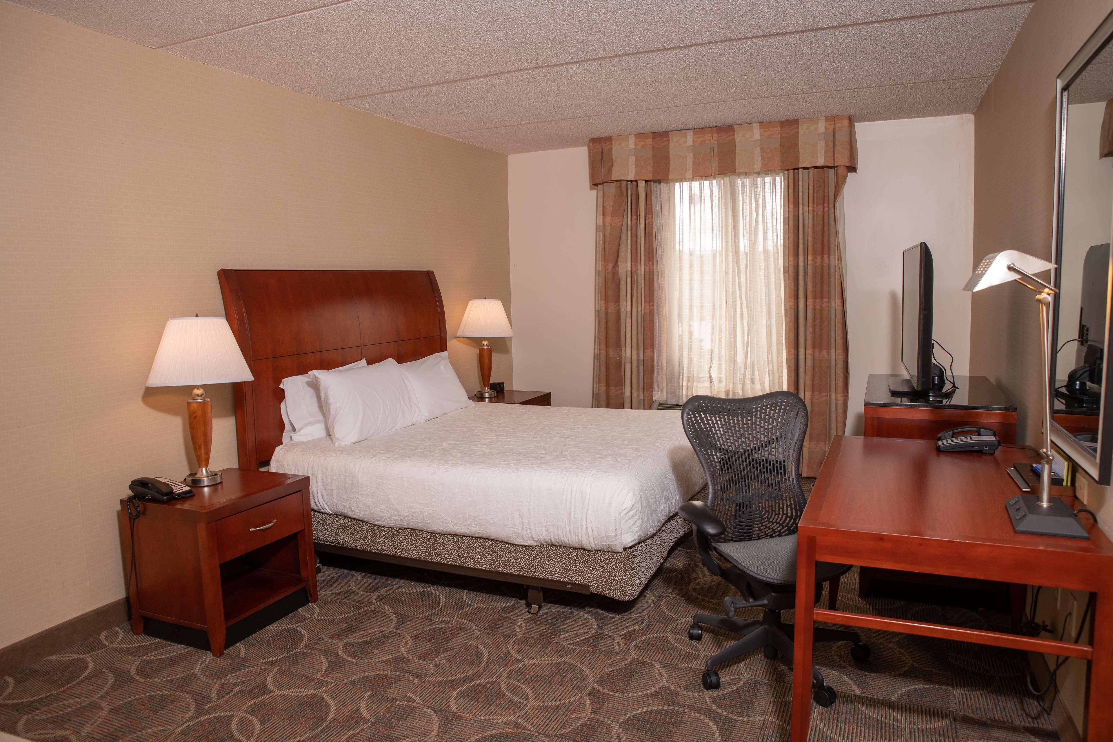 Hilton Garden 3*