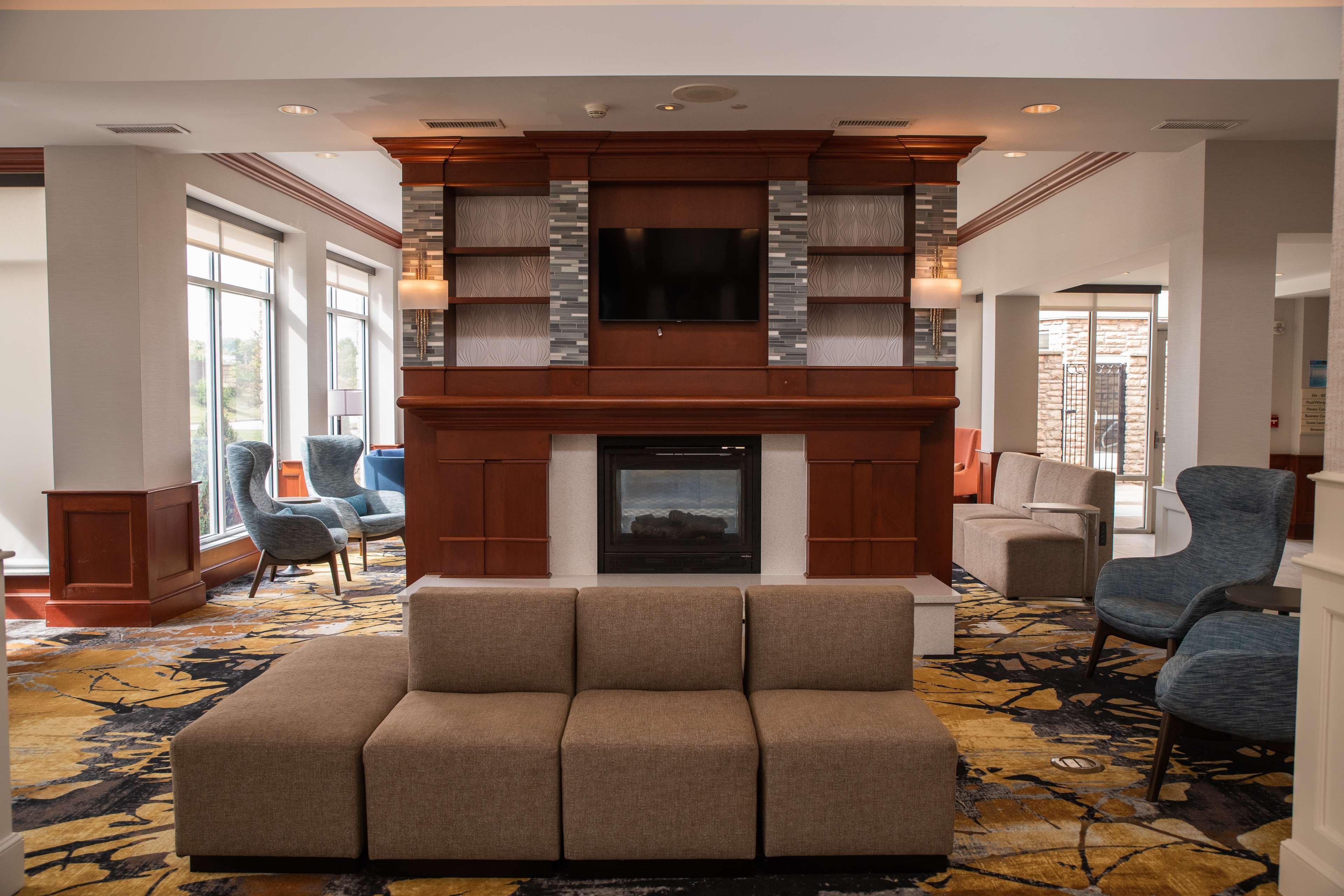 Hilton Garden Hotel 3*