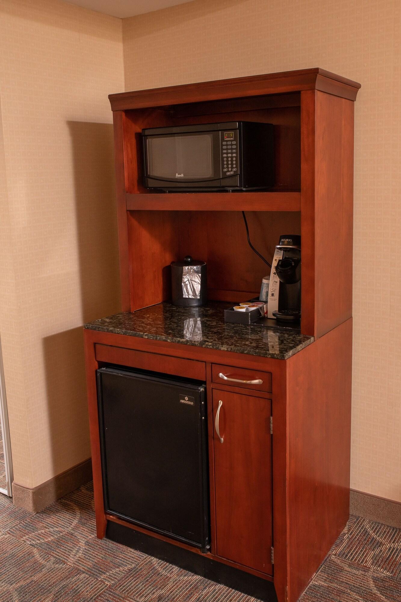 Hilton Garden Erie 3*